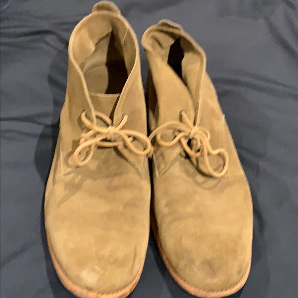 Frye men’s suede chukkas